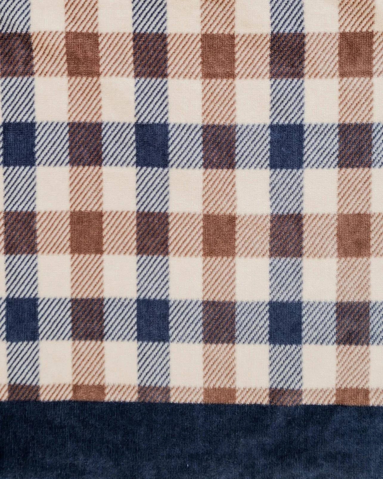 Aquascutum Beach Towel Iconic Club Check - Image 3