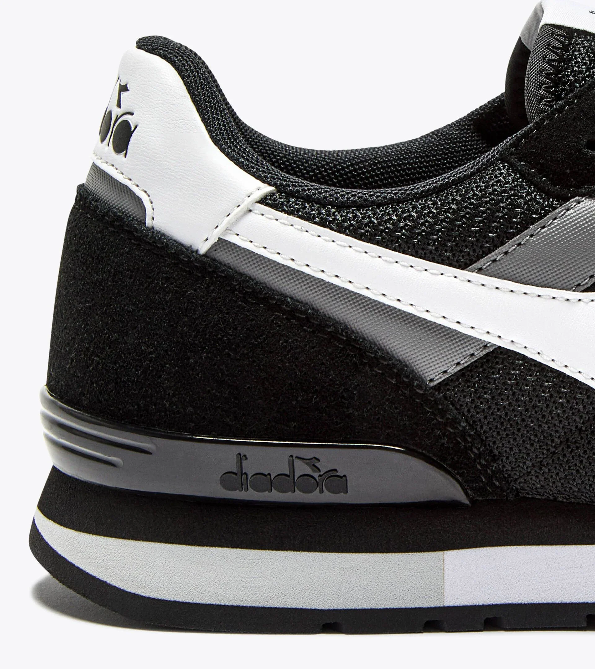 Diadora Camaro M2 Black - Image 4