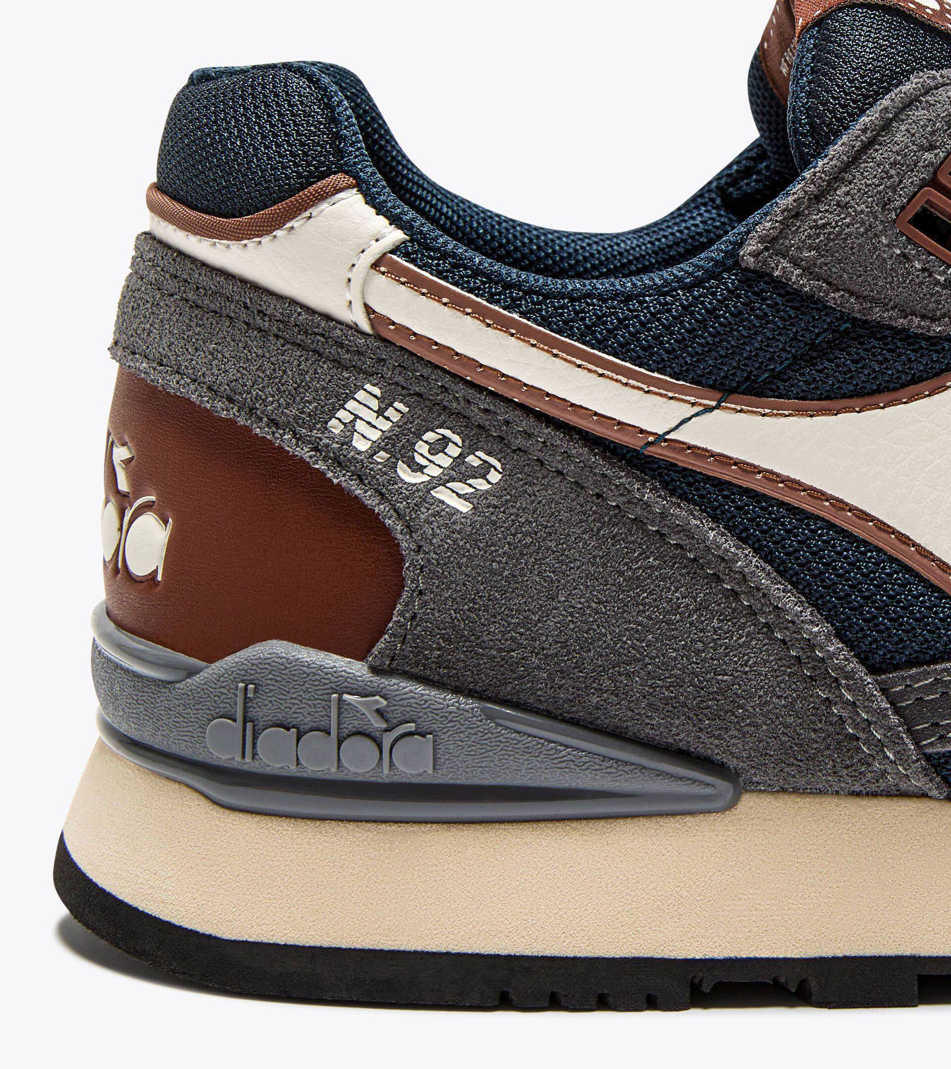 Diadora N.92 Advance Dark Navy - Image 3