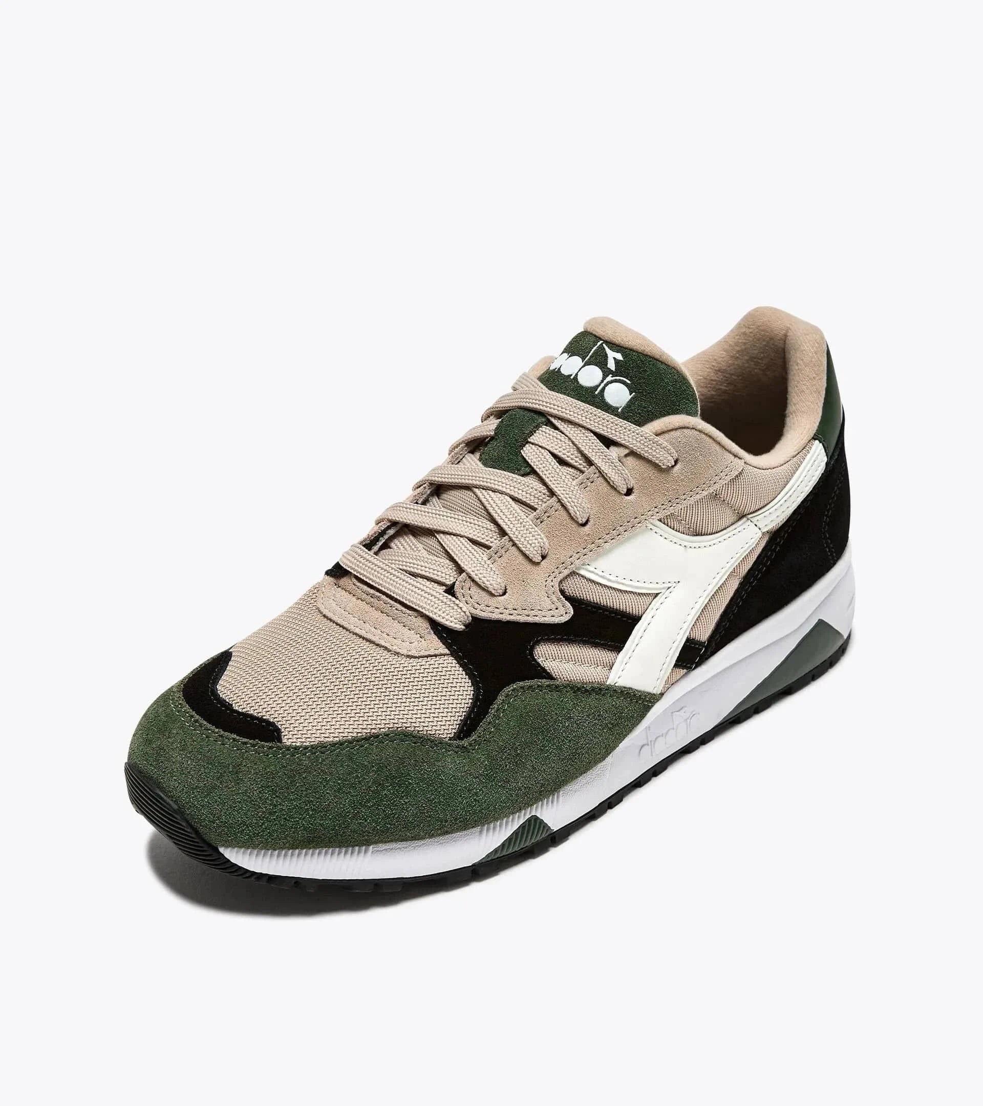Diadora N902 In Beige Oxford - Image 3