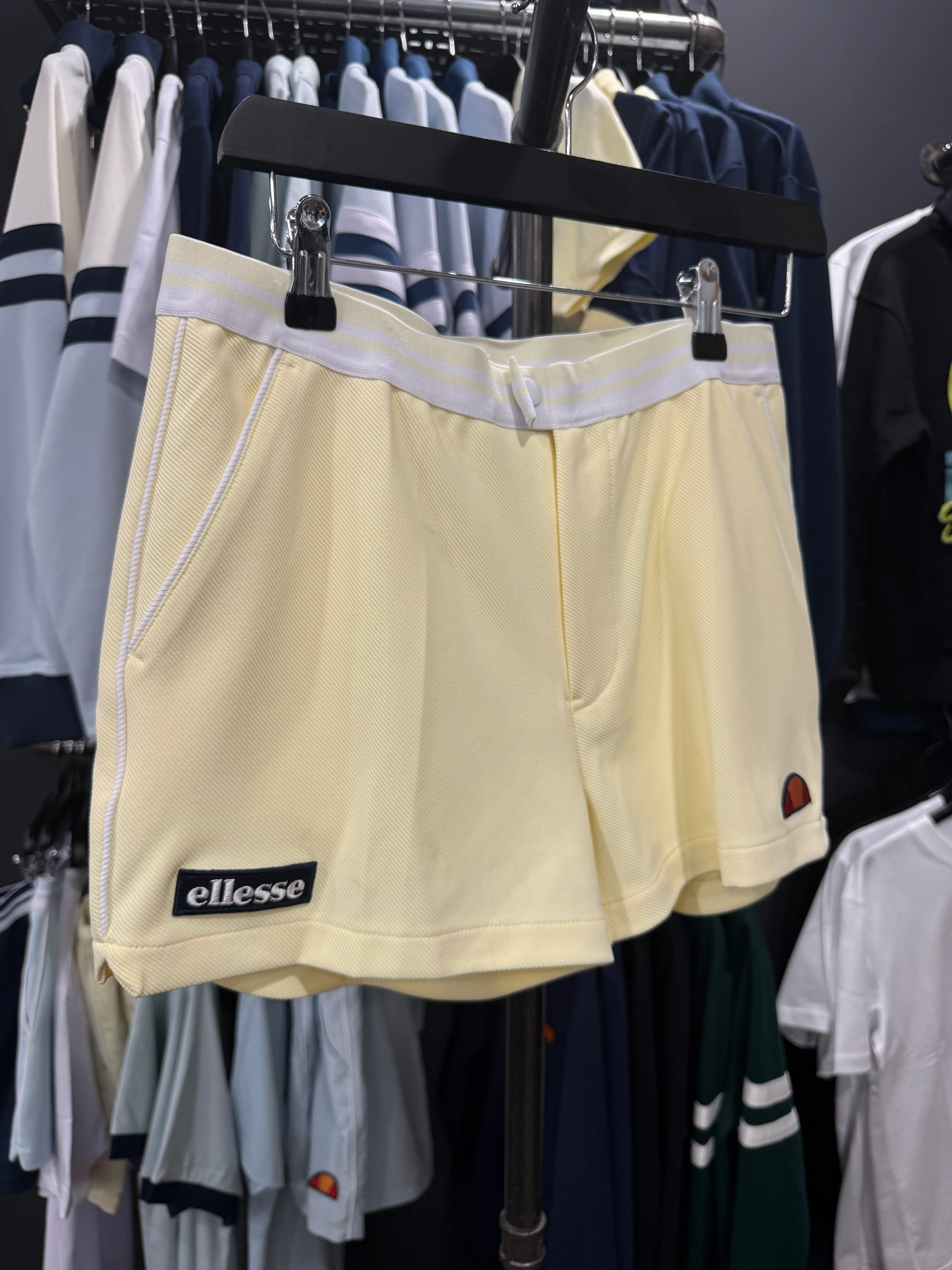 Ellesse Tortoreto Short Light Yellow - Image 2