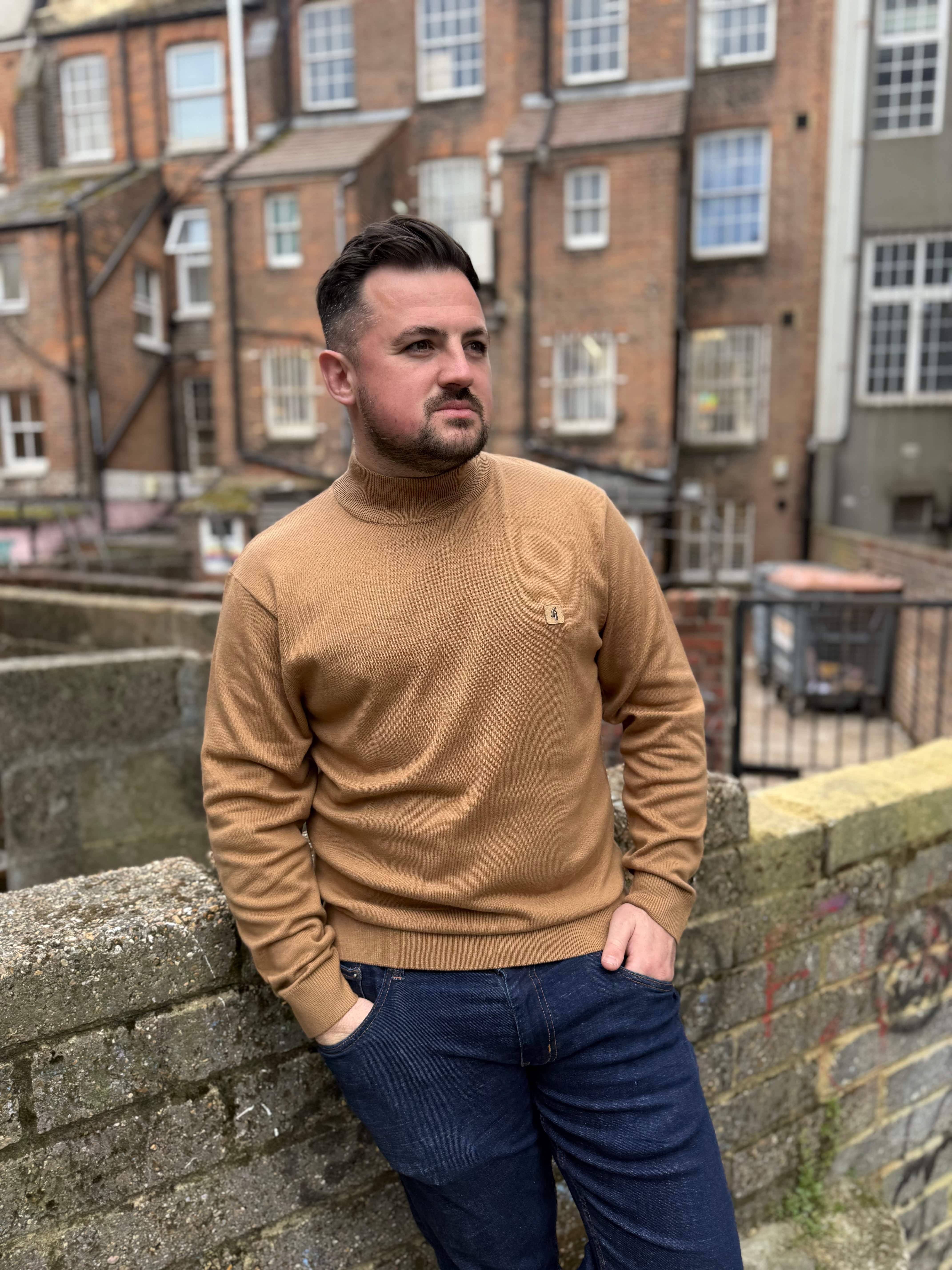 Gabicci Vintage Duke Roll Neck Nutmeg