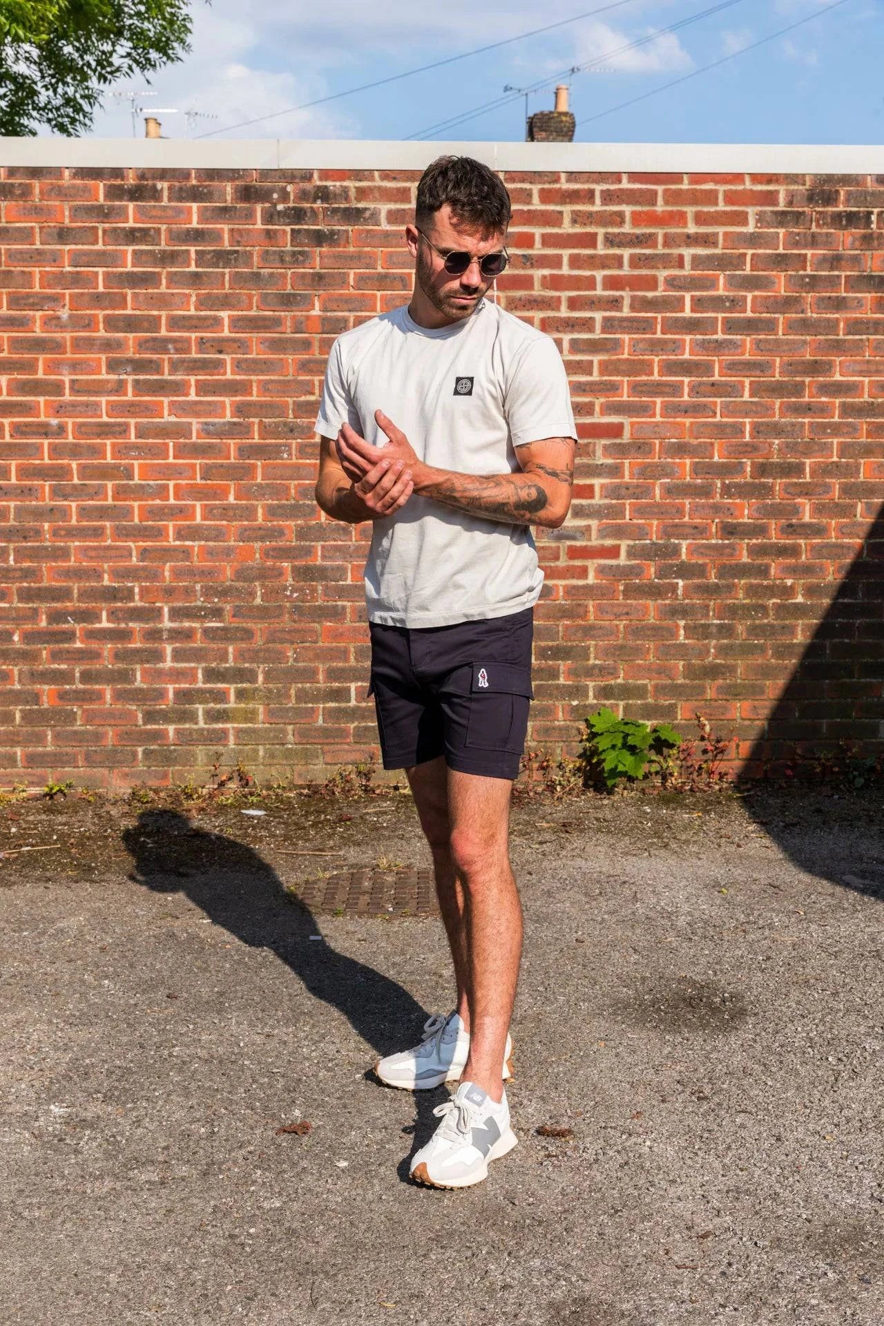 Grand Alliance Sharp Cuts Shorts In Navy - Image 2