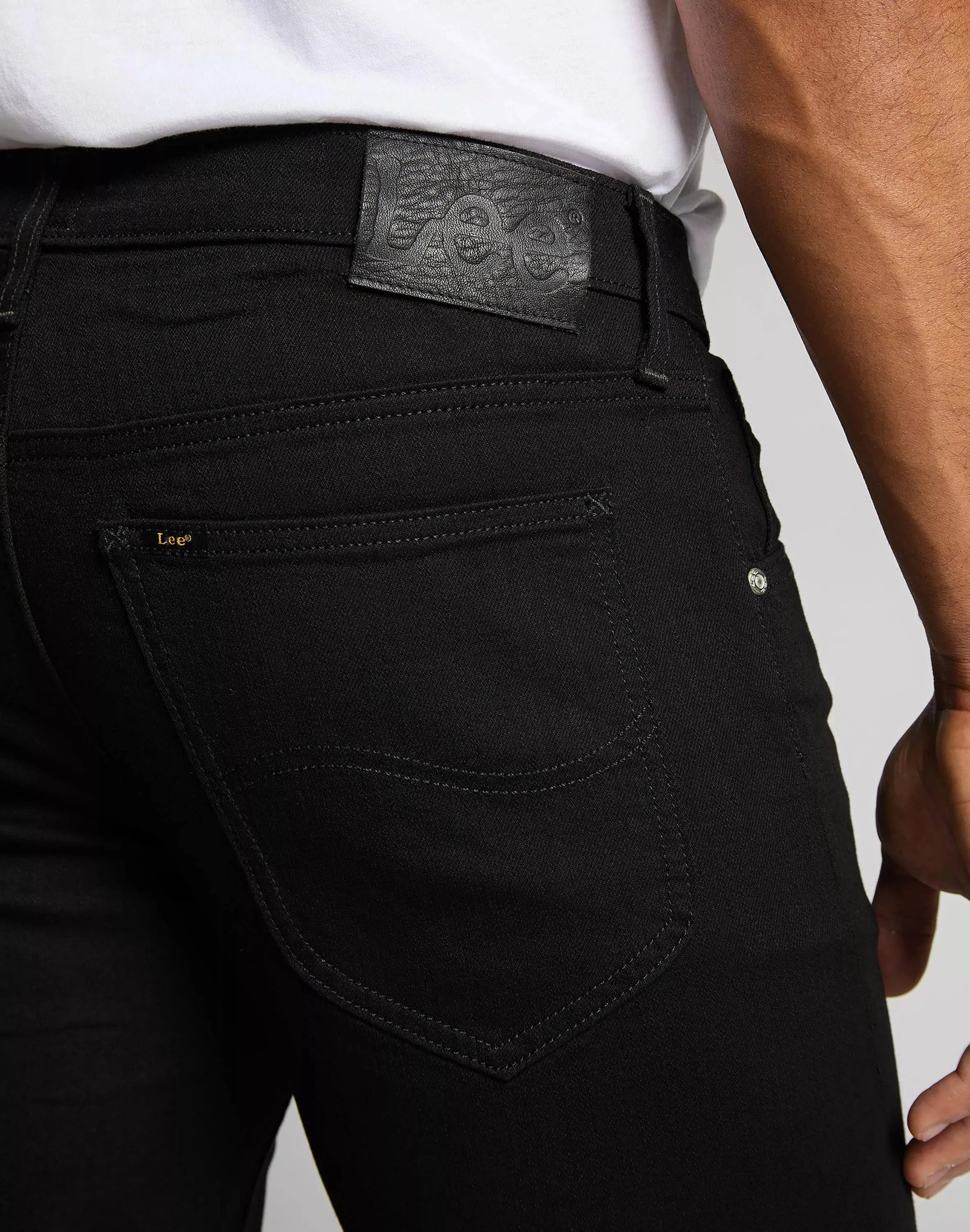 Lee Jeans Rider Slim Fit Jean In Black - Image 3