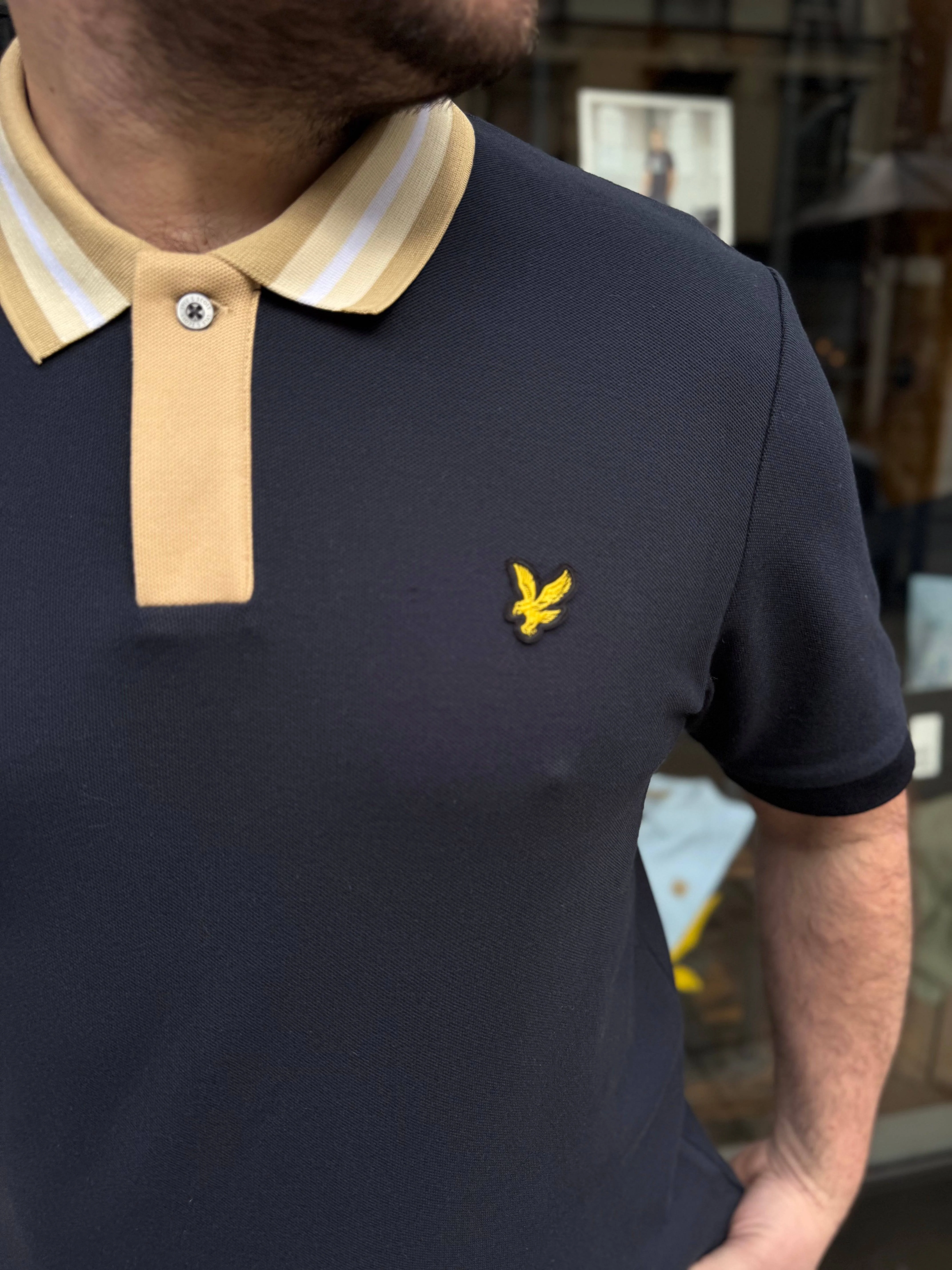 Lyle & Scott Contrast Tipped Collar Polo Shirt In Dark Navy - Image 2