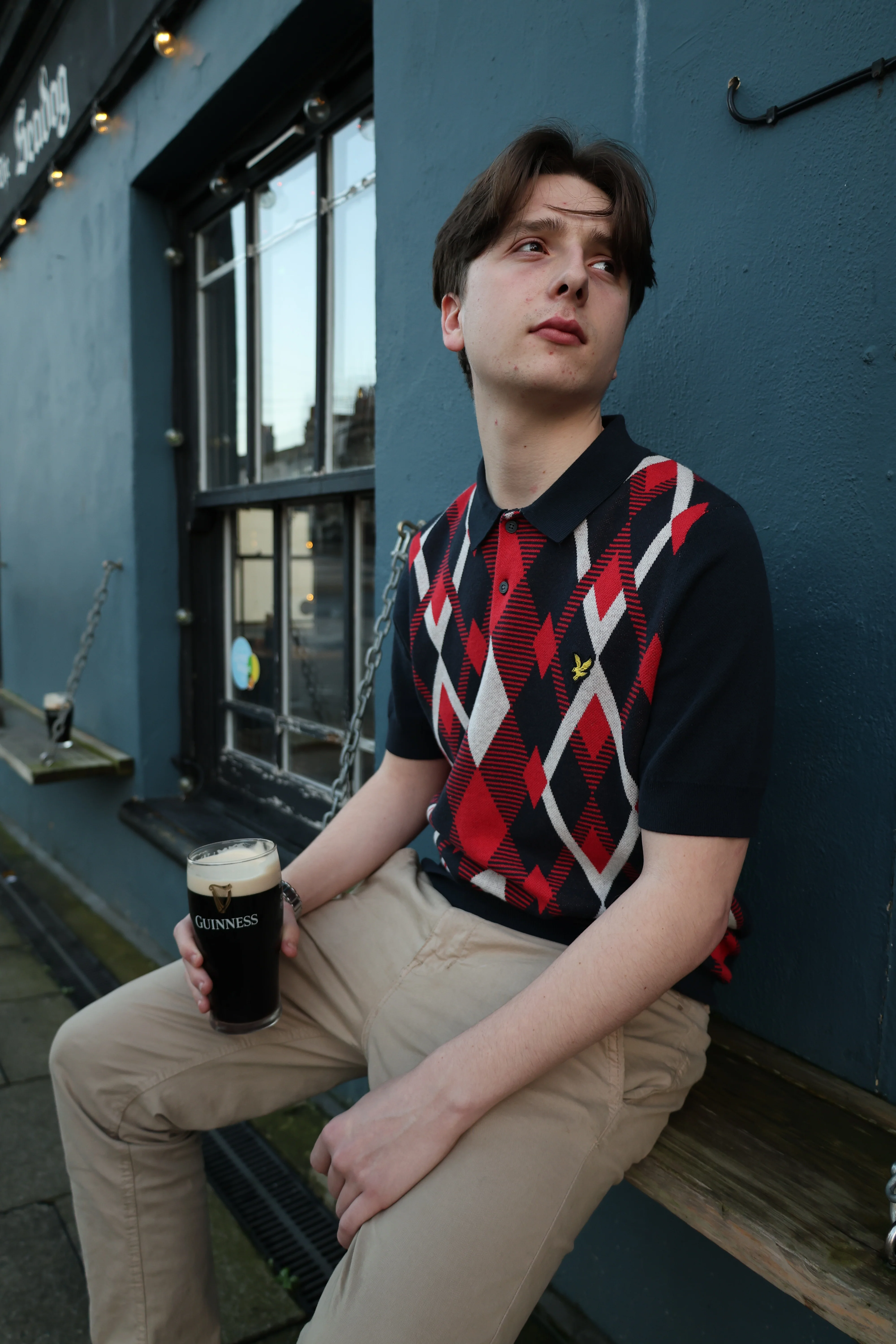 Lyle & Scott Cotton Argyle Short Sleeve Knitted Polo Dark Navy/Red Cherry - Image 3