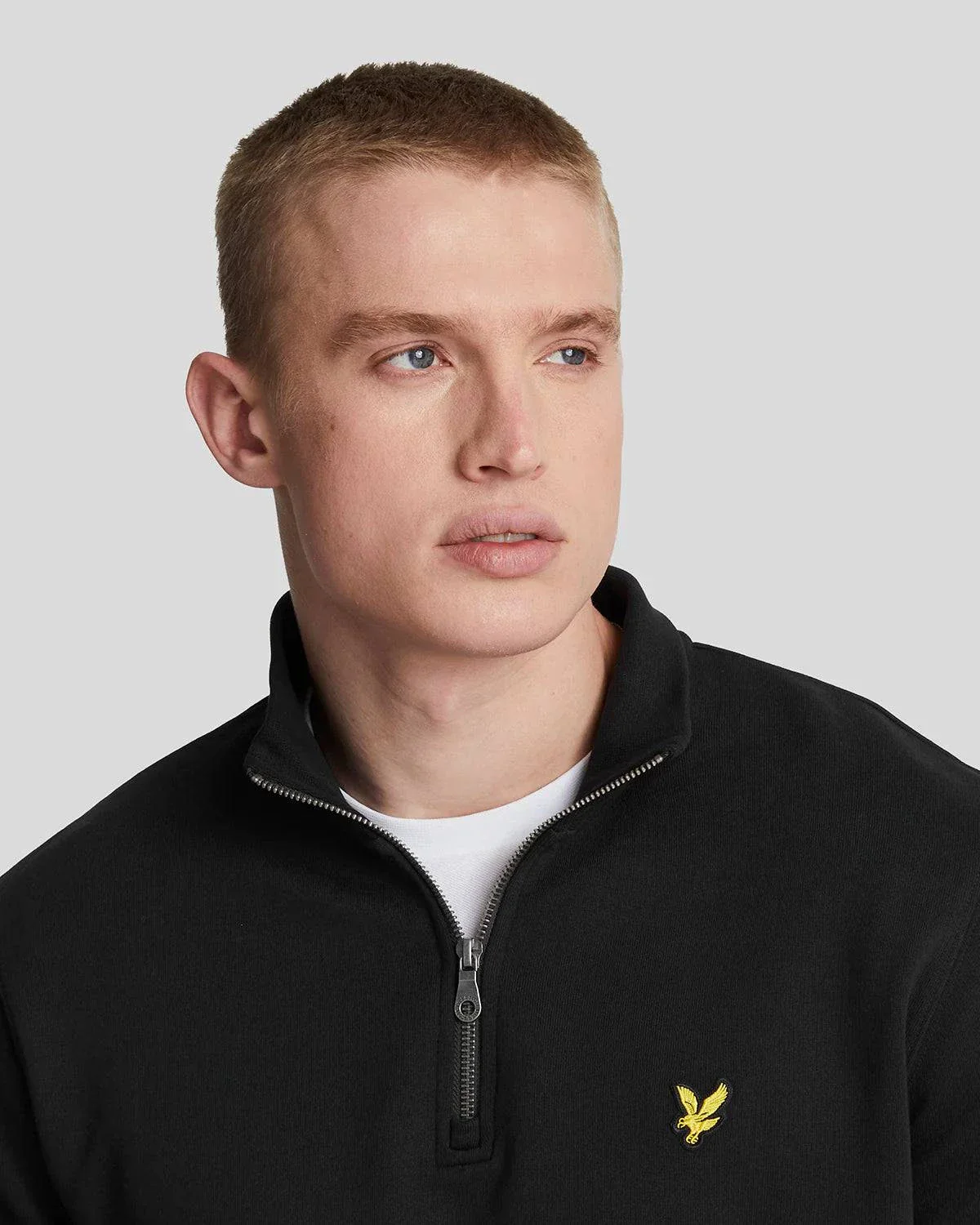 Lyle & Scott Loopback Quarter Zip Sweat Black - Image 3
