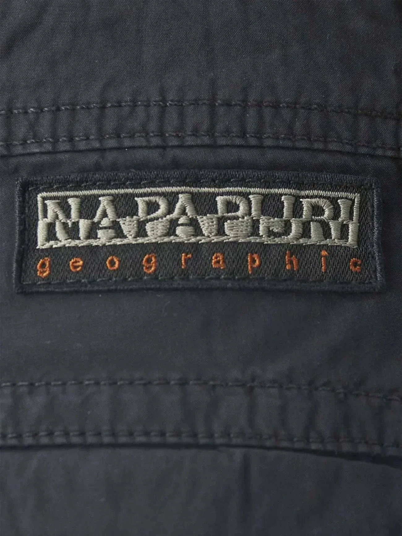 Napapijri Noto 2.0 Shorts In Black - Image 3
