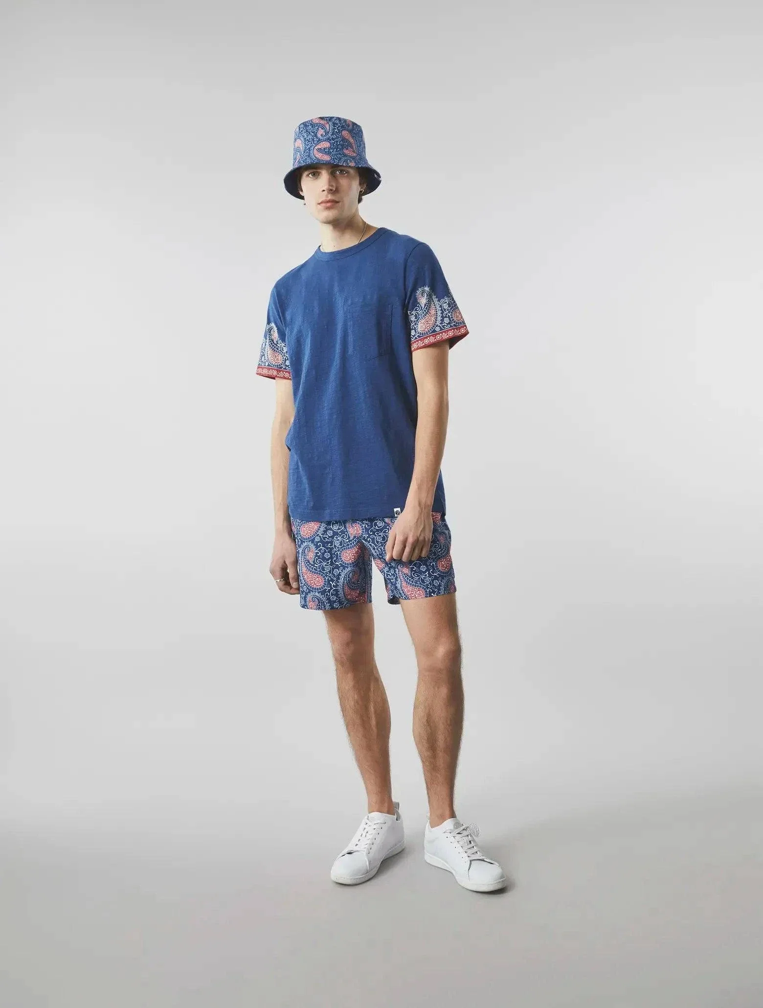 Pretty Green Laguna Paisley Sleeve T-Shirt In Navy - Image 2