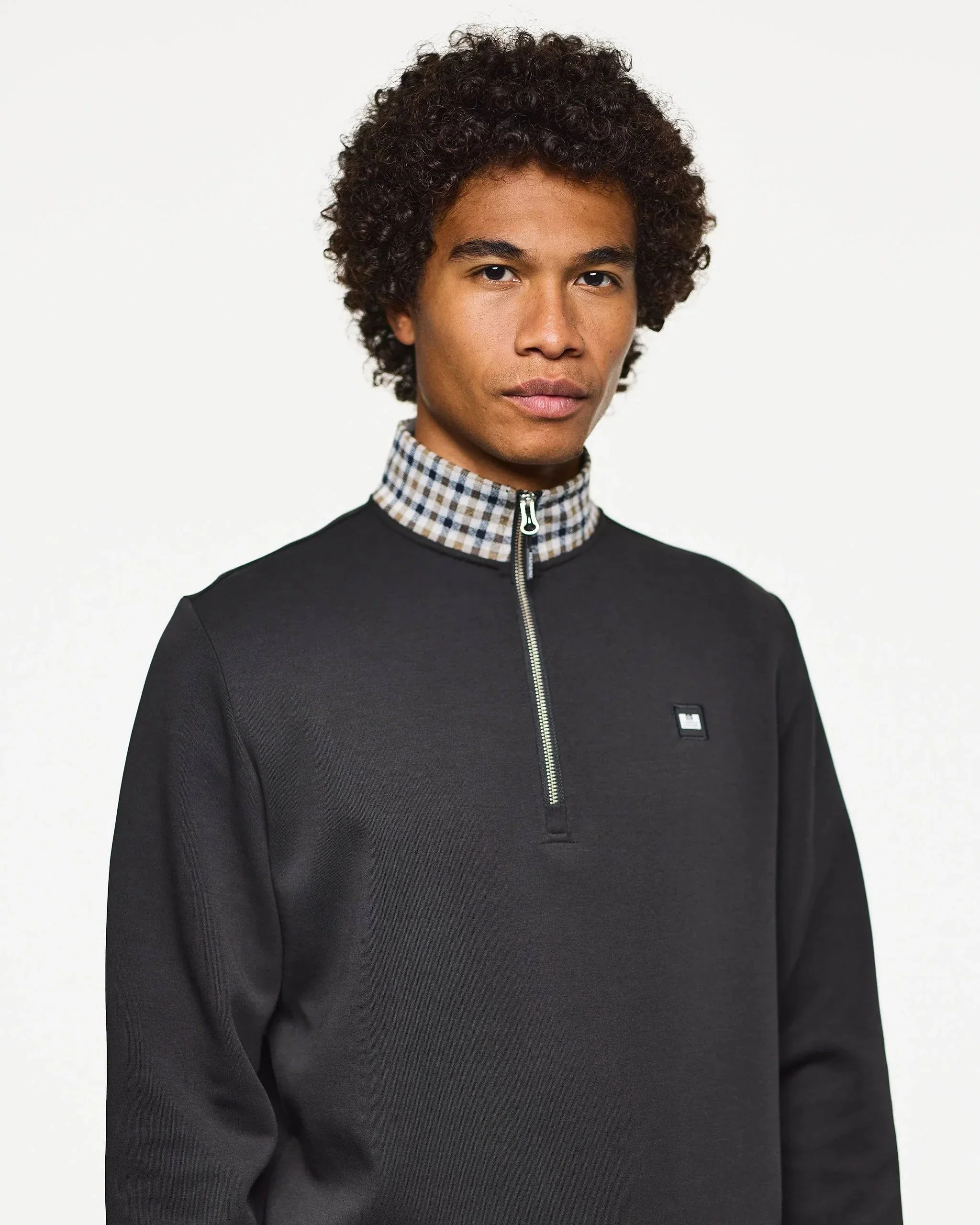 Weekend Offender Henson Quarter Zip Sweatshirt Black - Image 4