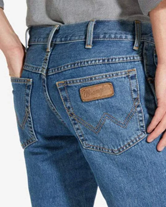 Wrangler Texas 821 Straight Jean In Vintage Stonewash Blue - Image 2